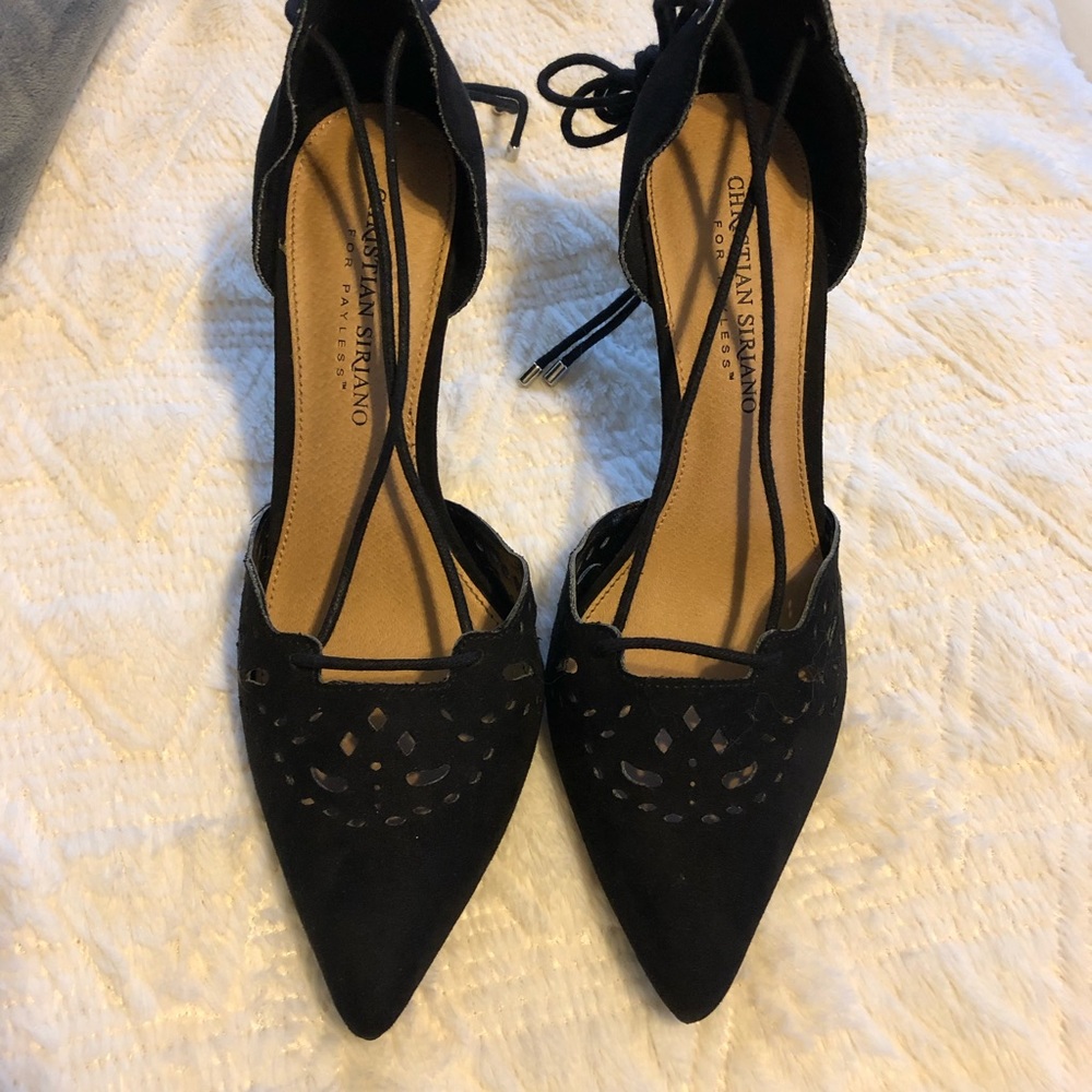 Black heels wrap around ankle